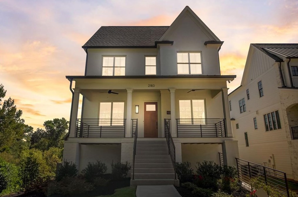 2183 Oakview Rd, Atlanta GA  30317-0026 exterior