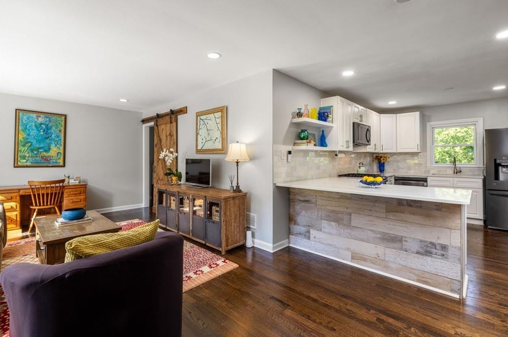 3076 Glendale Ct, Decatur GA  30032-5802 exterior