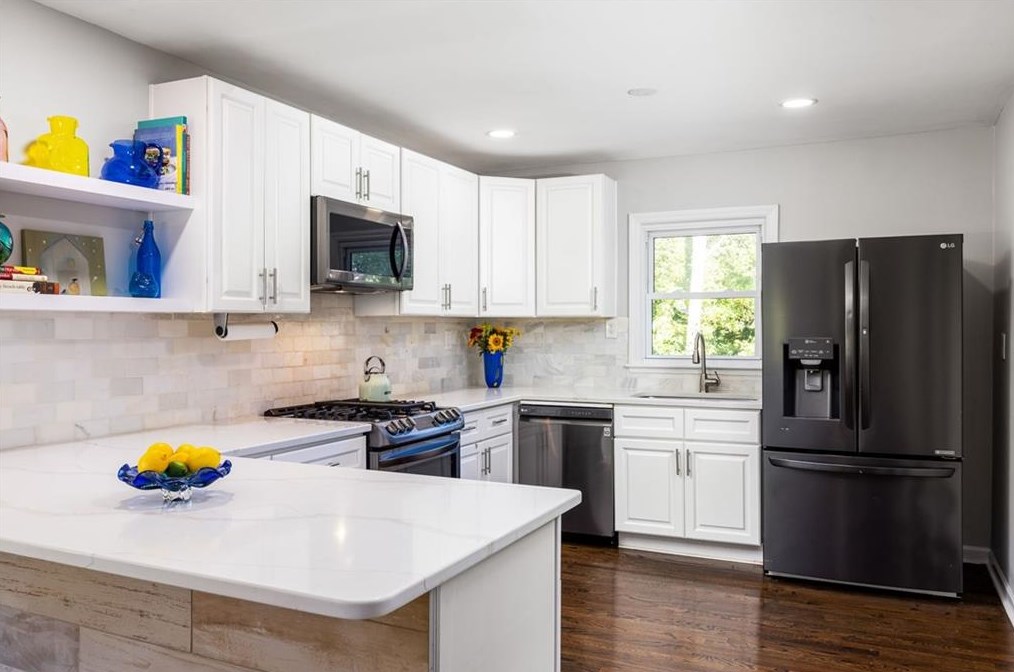 3076 Glendale Ct, Decatur GA  30032-5802 exterior