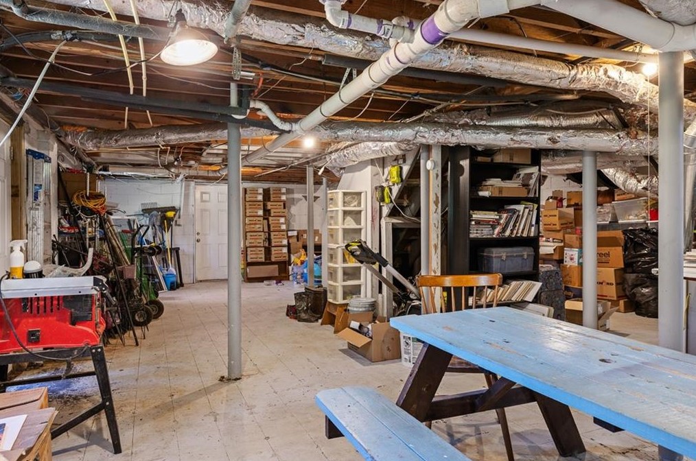 3076 Glendale Ct, Decatur GA  30032-5802 exterior