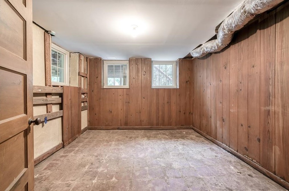 1171 Zimmer Dr, Atlanta GA  30306-3320 exterior