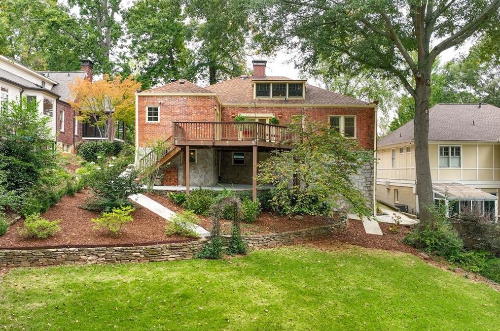 1171 Zimmer Dr, Atlanta GA  30306-3320 exterior
