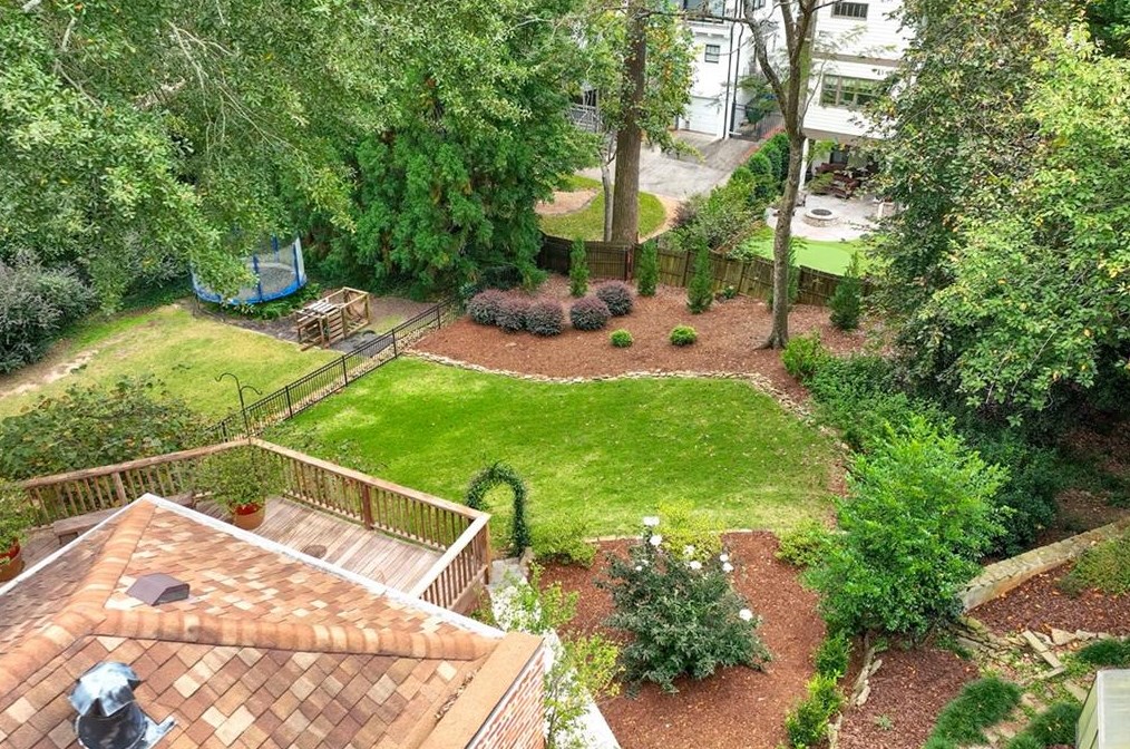 1171 Zimmer Dr, Atlanta GA  30306-3320 exterior