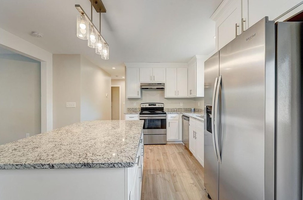 2952 Mustang Dr, Gainesville GA 30507-7960 exterior