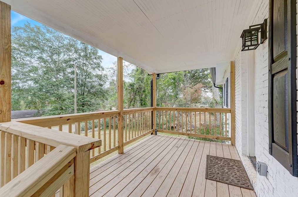 2952 Mustang Dr, Gainesville GA 30507-7960 exterior