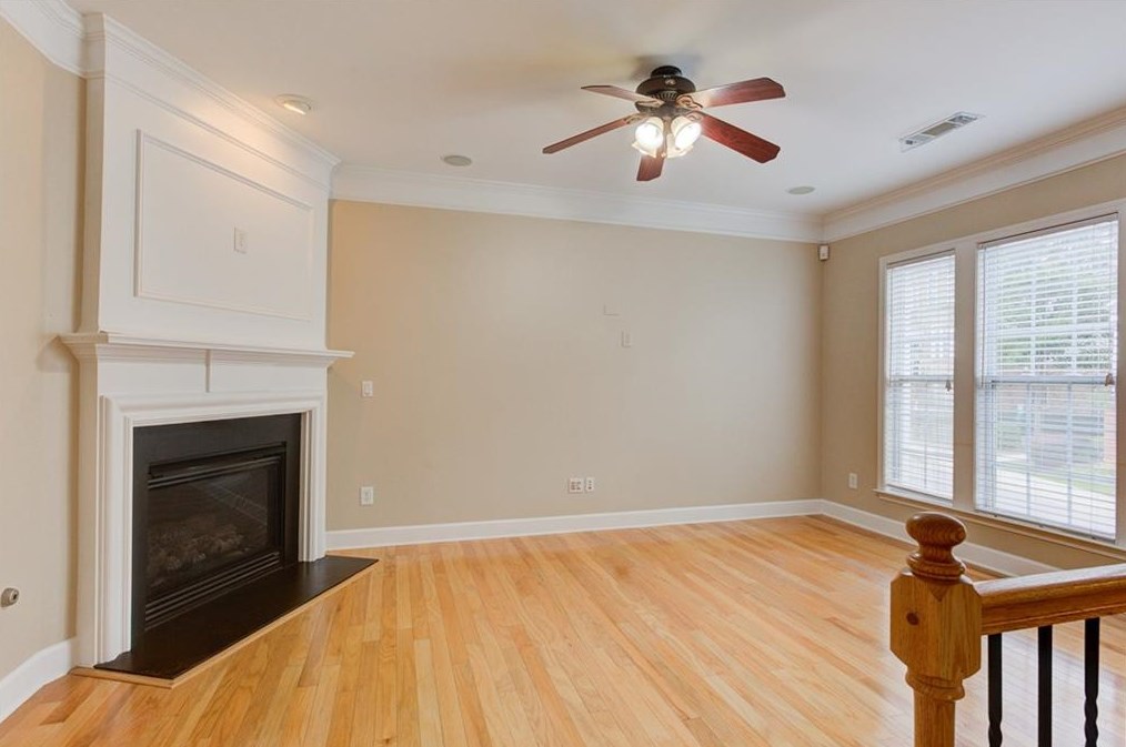 2166 Weldonberry Dr, Atlanta GA  30319-5732 exterior
