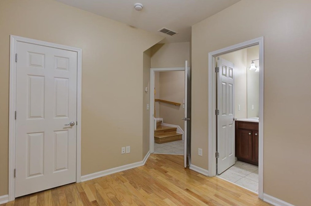 2166 Weldonberry Dr, Atlanta GA  30319-5732 exterior