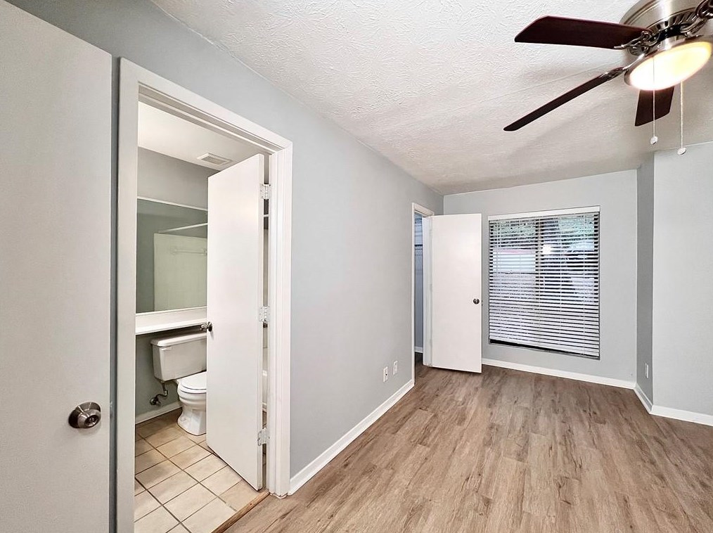 326 Warm Springs Cir, Roswell GA  30075-4967 exterior