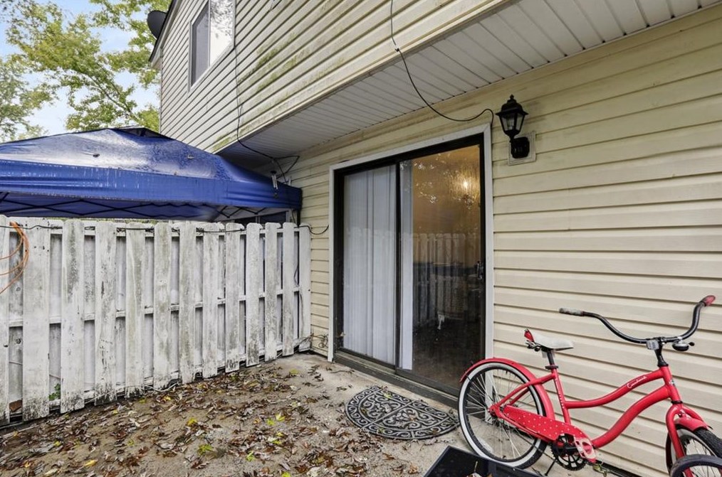 1464 Pine Log Rd, Conyers GA  30012-4763 exterior