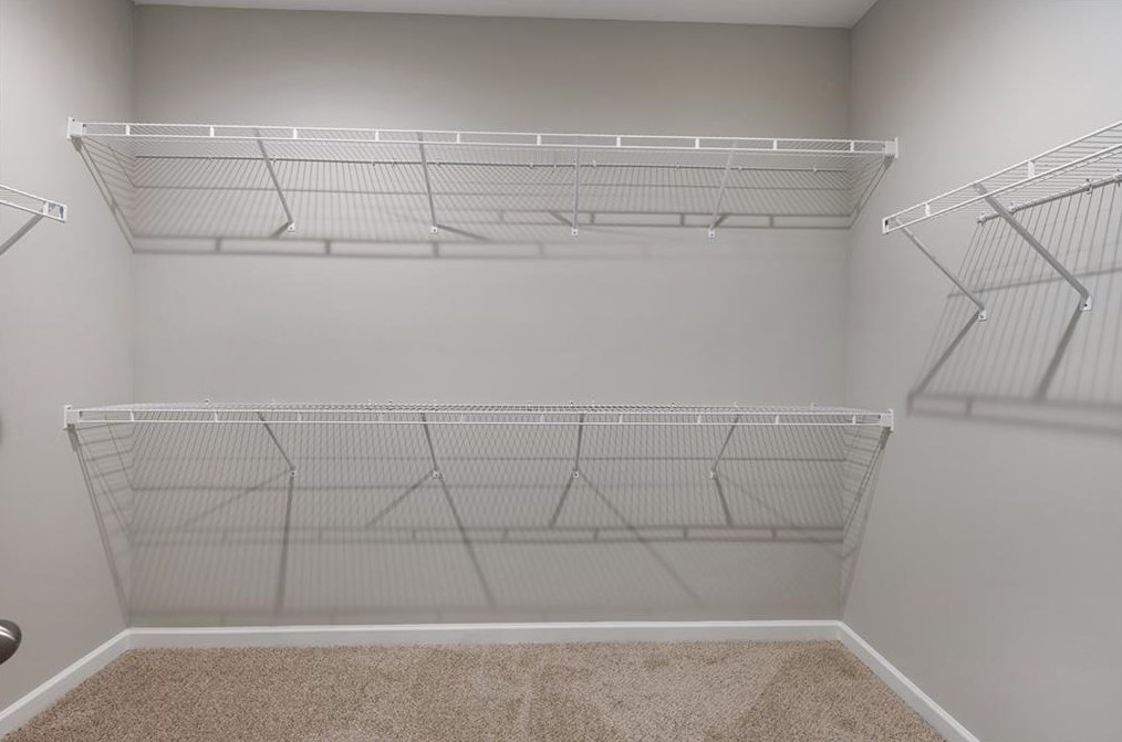 564 Oakland Dr, Calhoun GA 30701-4269 exterior