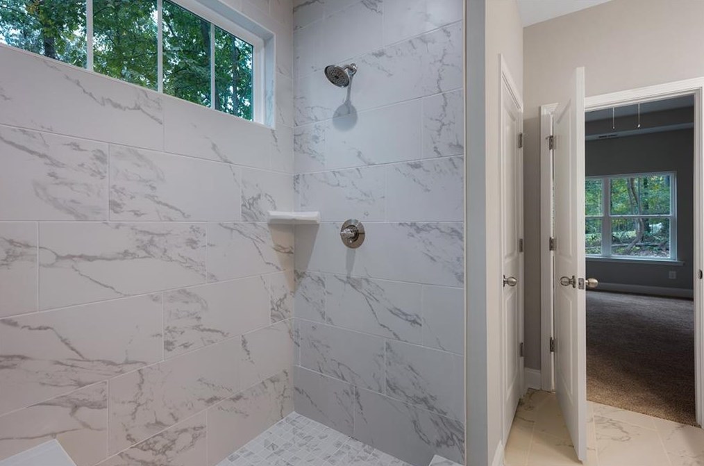 564 Oakland Dr, Calhoun GA 30701-4269 exterior