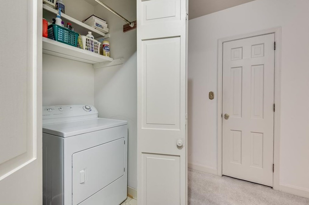 1805 Bedfordshire Dr, Decatur GA  30033-1405 exterior