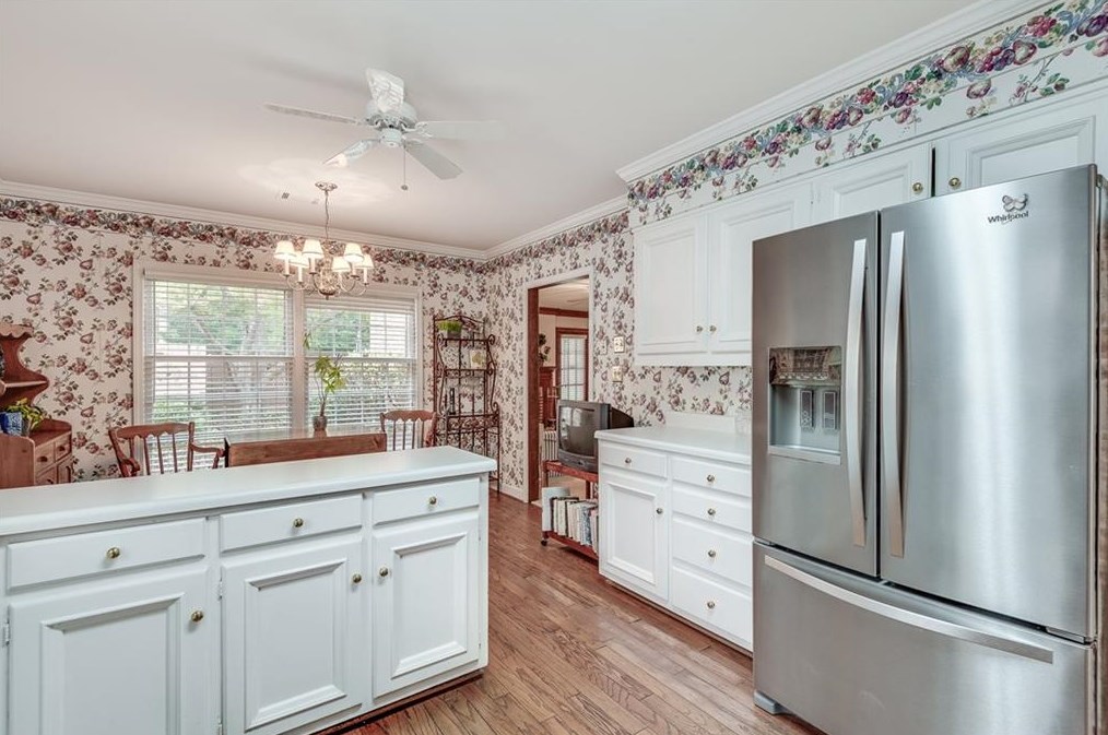 1805 Bedfordshire Dr, Decatur GA  30033-1405 exterior