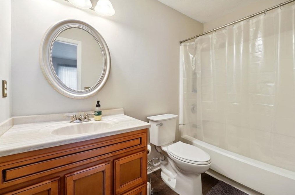 1021 Windy Oaks Ct, Smyrna GA  30080-2243 exterior