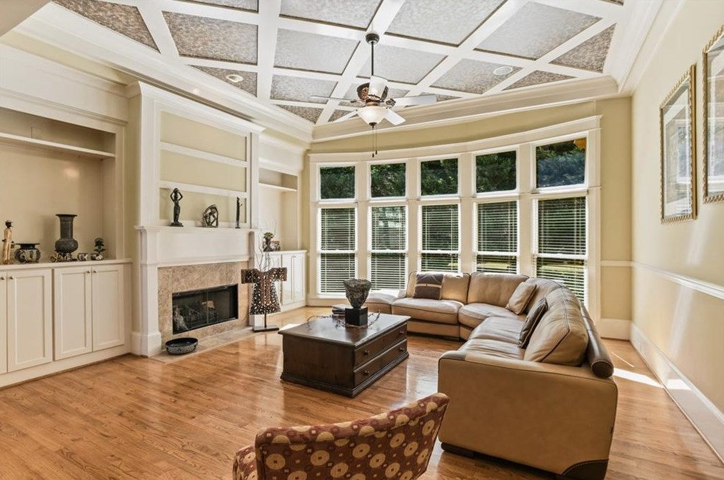 2831 Laurelgate Dr, Decatur GA  30033-1463 exterior