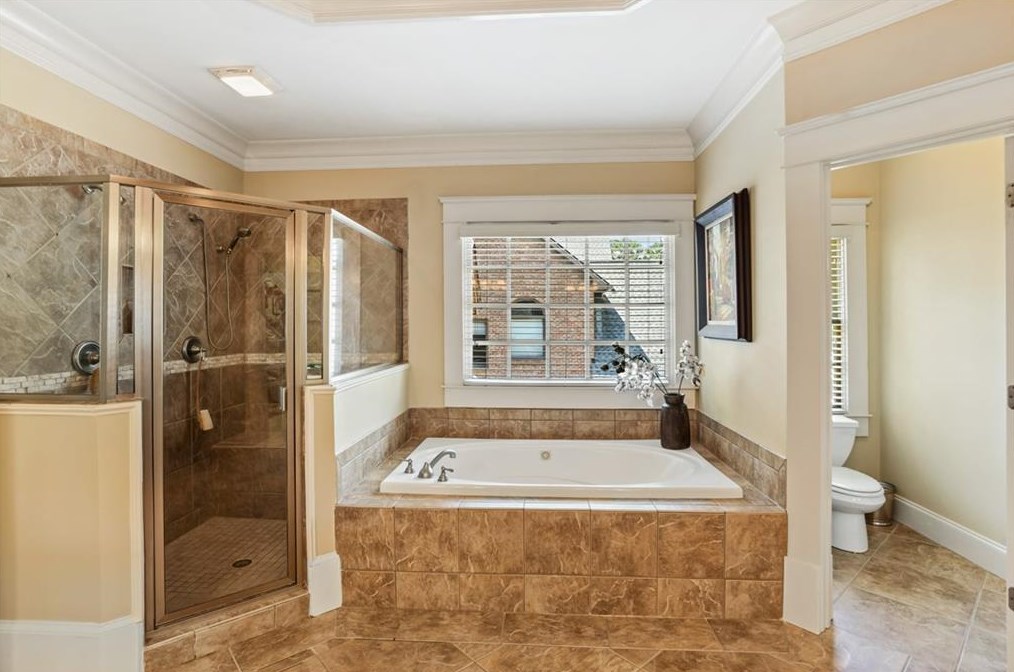 2831 Laurelgate Dr, Decatur GA  30033-1463 exterior