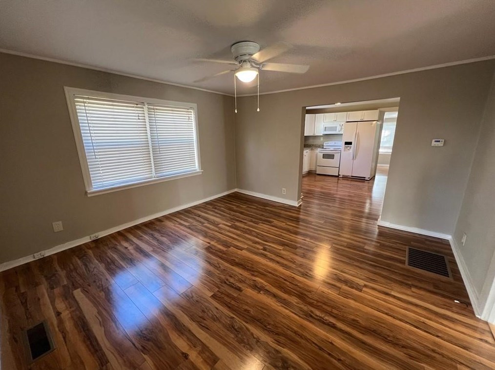 5921 Mitchell St, Flowery Branch GA  30542-3235 exterior