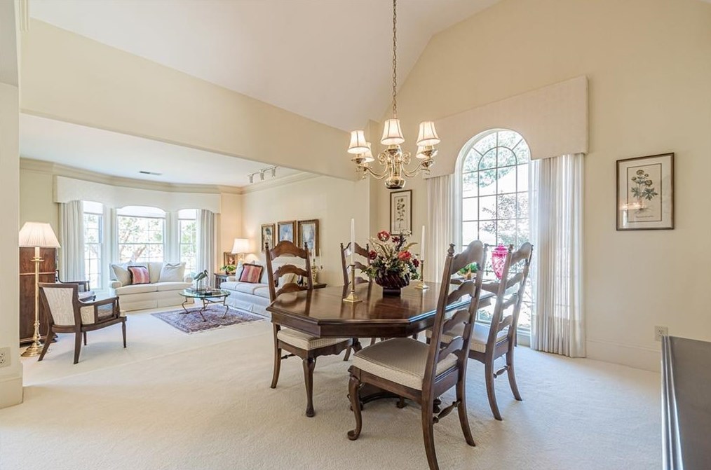 5700 Grv Pt Rd, Alpharetta GA 30022-5636 exterior