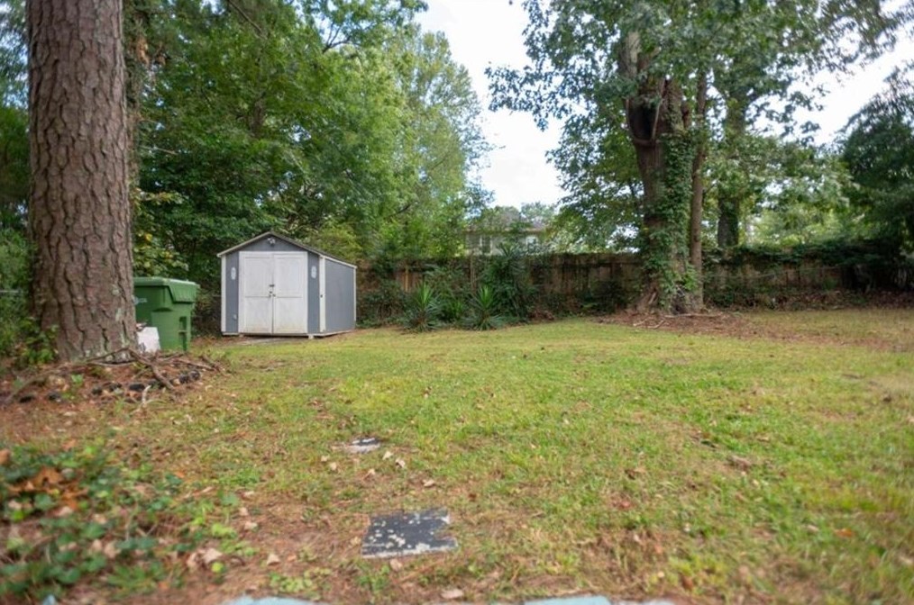 41 Springside Dr, Atlanta GA 30354-2145 exterior