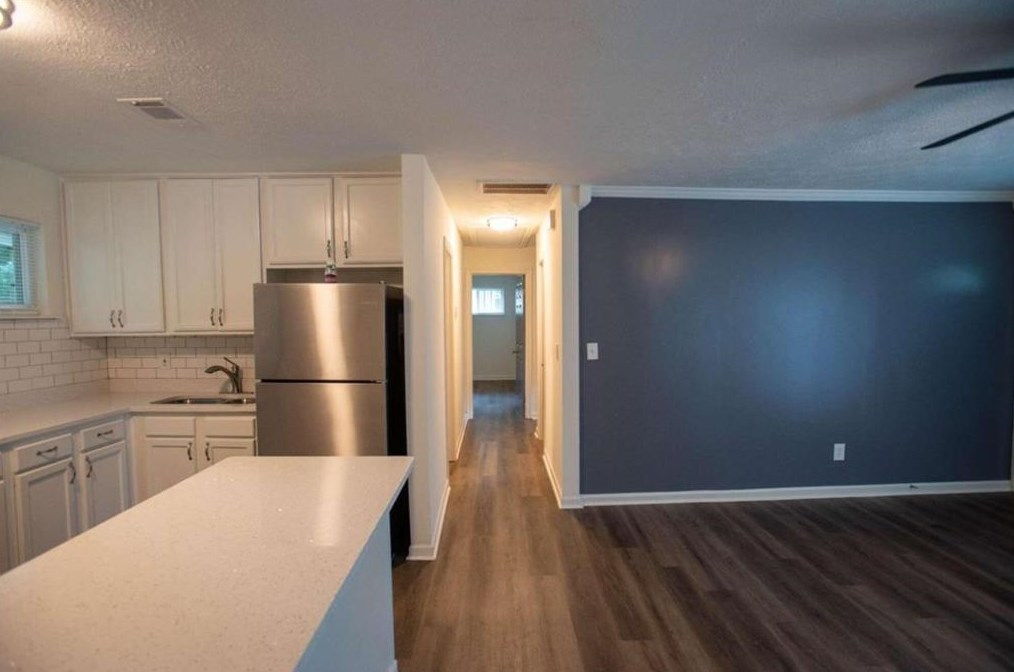 41 Springside Dr, Atlanta GA 30354-2145 exterior