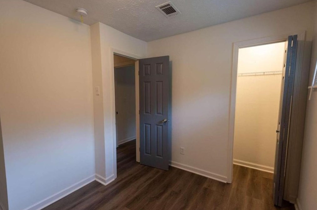 41 Springside Dr, Atlanta GA 30354-2145 exterior