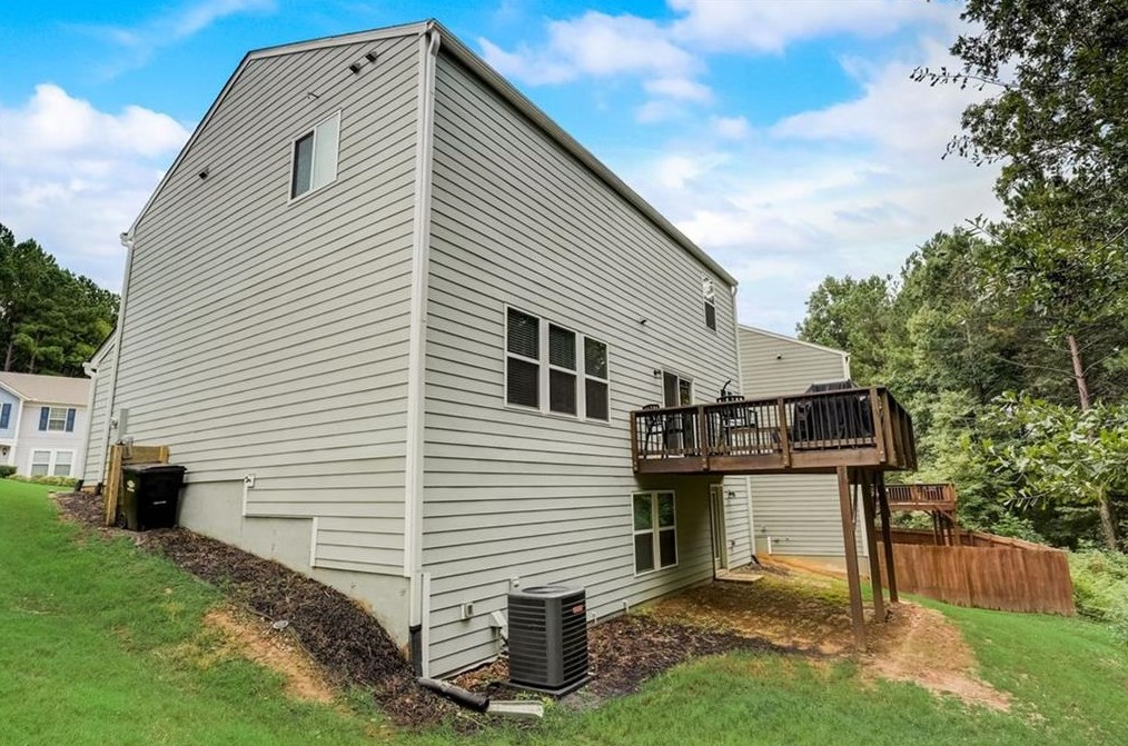 244 Moonlit Trl, Dallas GA  30132-7580 exterior