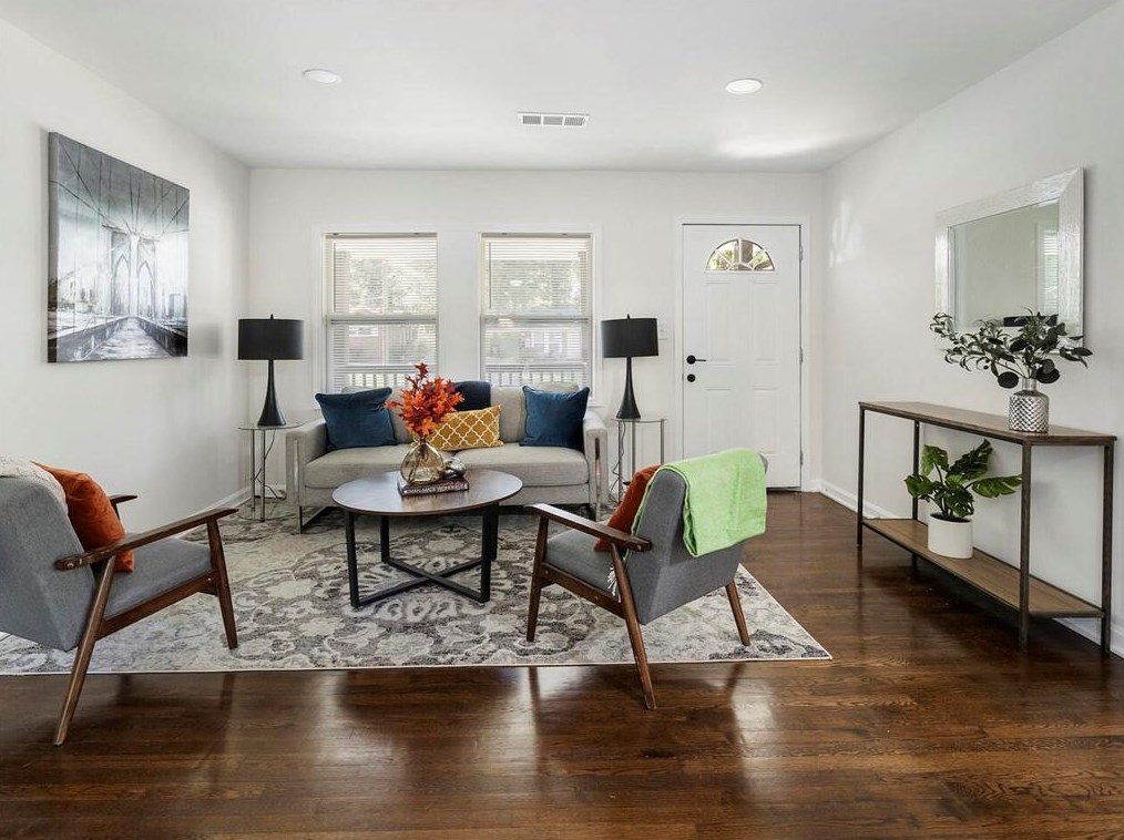 2984 Catalina Dr, Decatur GA  30032-3568 exterior