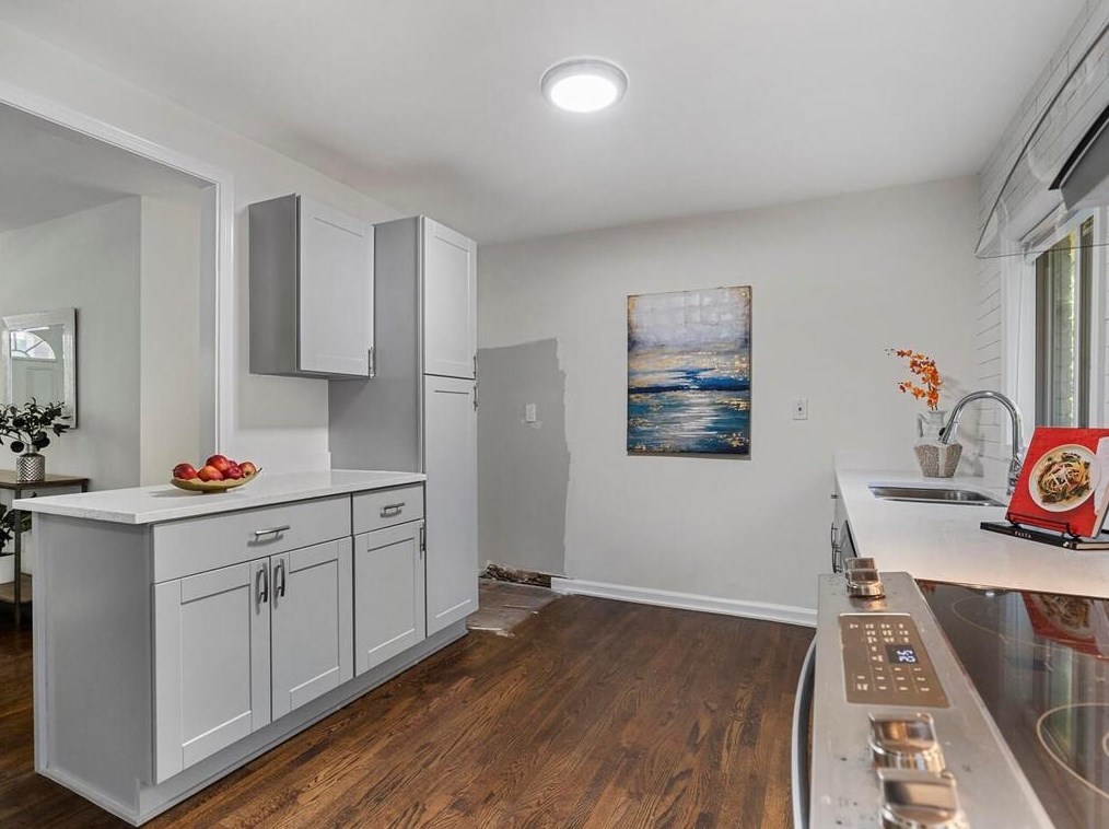 2984 Catalina Dr, Decatur GA  30032-3568 exterior