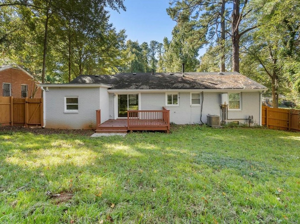 2984 Catalina Dr, Decatur GA  30032-3568 exterior