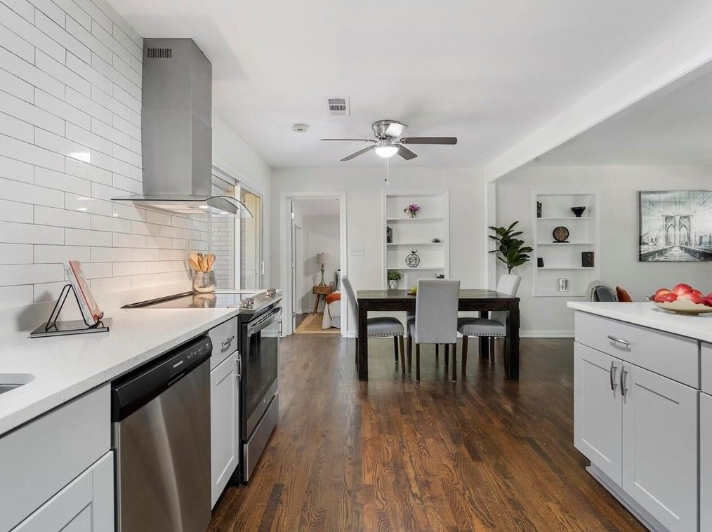 2984 Catalina Dr, Decatur GA  30032-3568 exterior