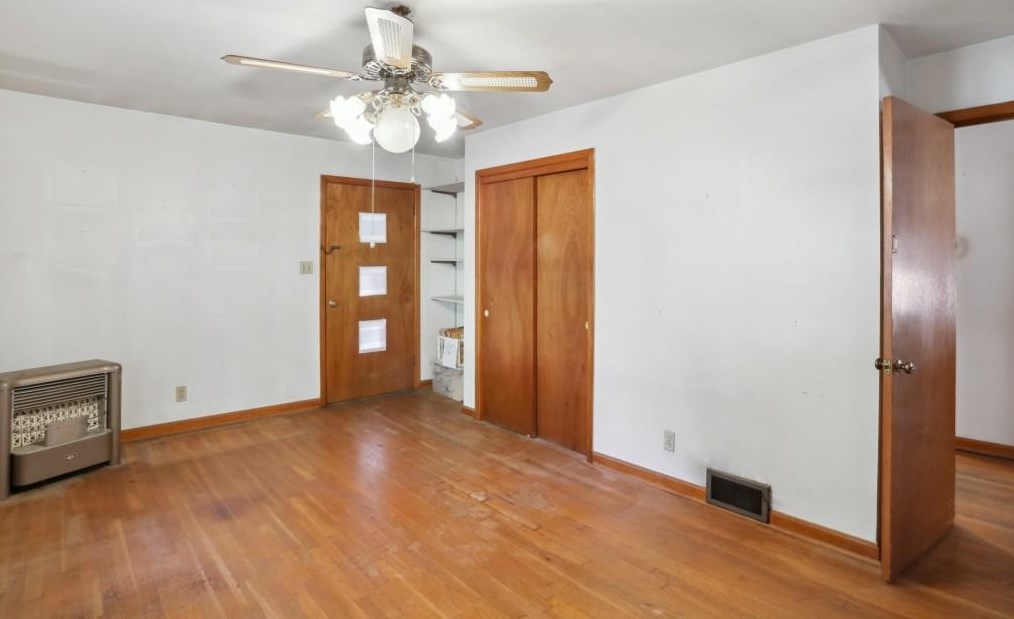 2755 Mount Olive Dr, Decatur GA  30033-2928 exterior