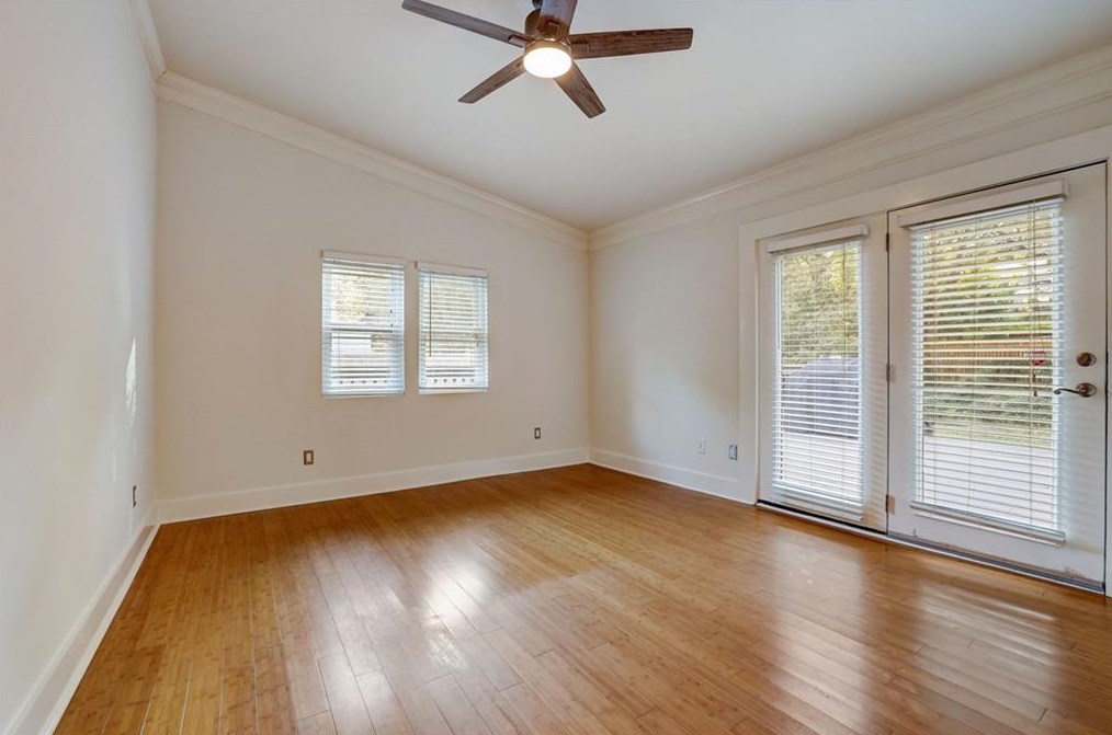 1064 Shepherds Ln, Atlanta GA  30324-4612 exterior