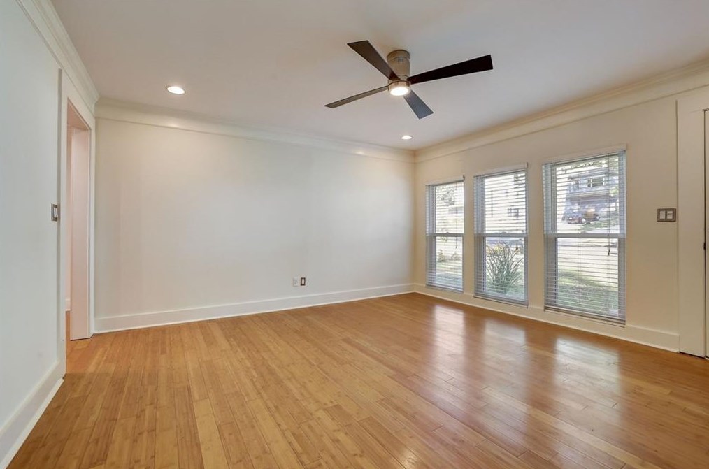 1064 Shepherds Ln, Atlanta GA  30324-4612 exterior