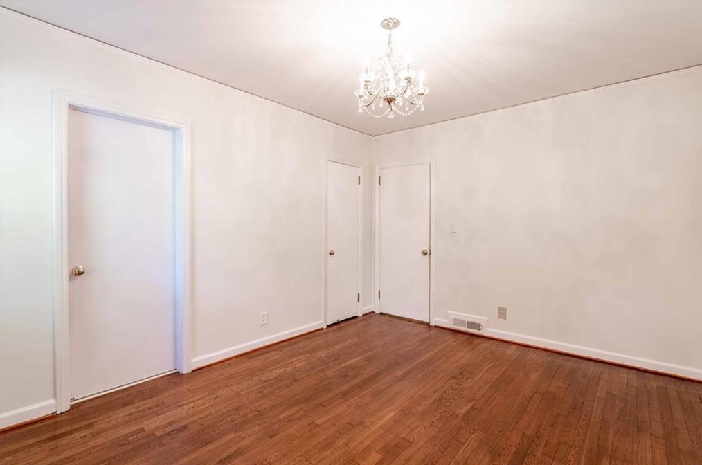 158 Parkwood Rd, Decatur GA  30030-2812 exterior