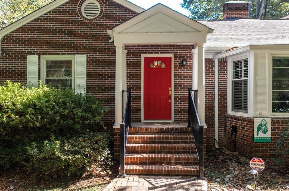 158 Parkwood Rd, Decatur GA  30030-2812 exterior