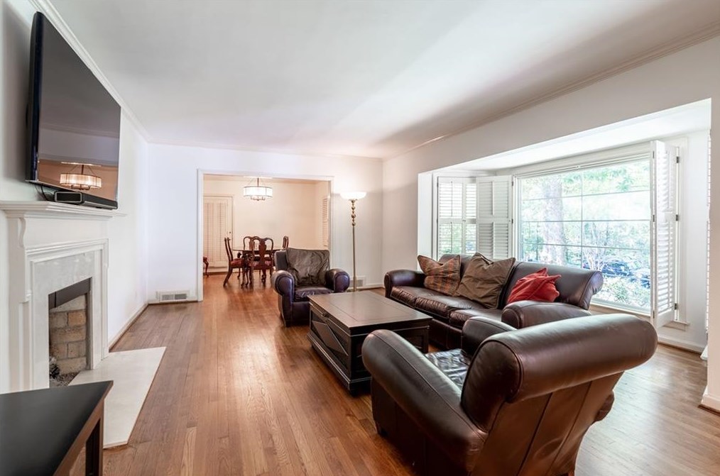 158 Parkwood Rd, Decatur GA  30030-2812 exterior