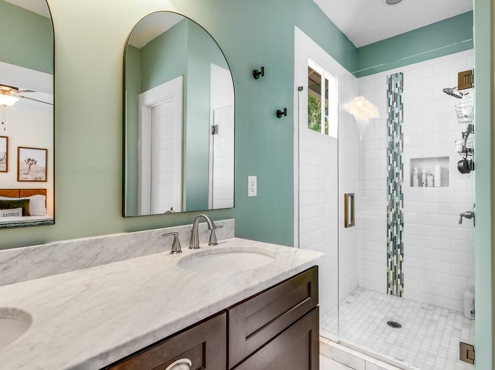 97 Whitefoord Ave, Atlanta GA  30307-2893 exterior