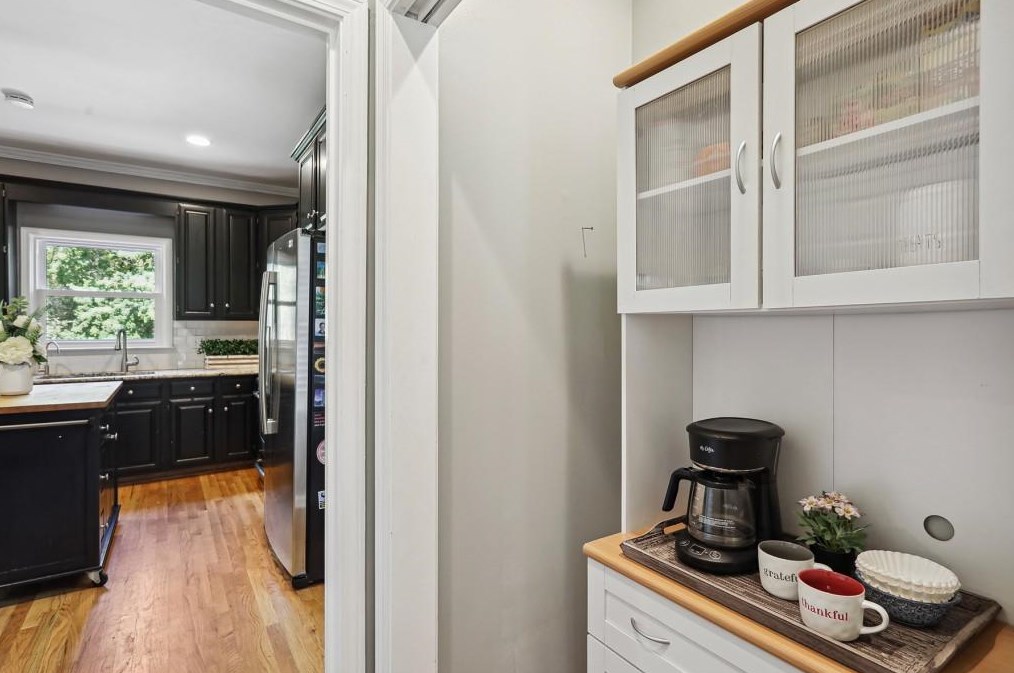 975 Seaboard Ave, Atlanta GA  30318-3046 exterior