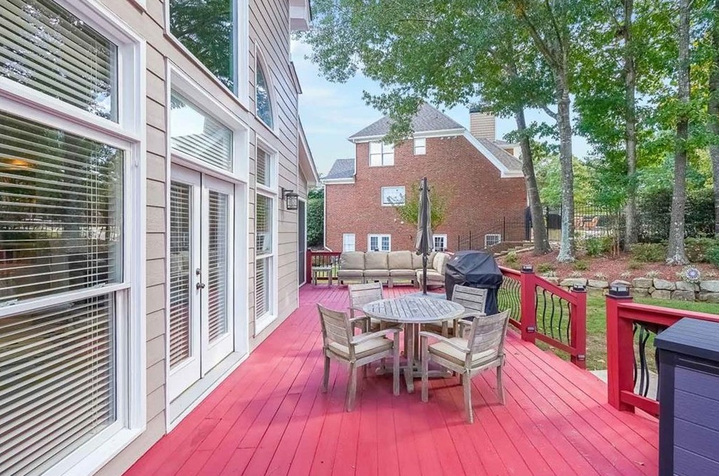 245 Bentwater Dr, Acworth GA  30101-8565 exterior