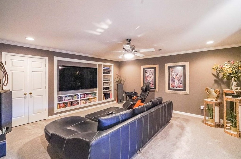 245 Bentwater Dr, Acworth GA  30101-8565 exterior