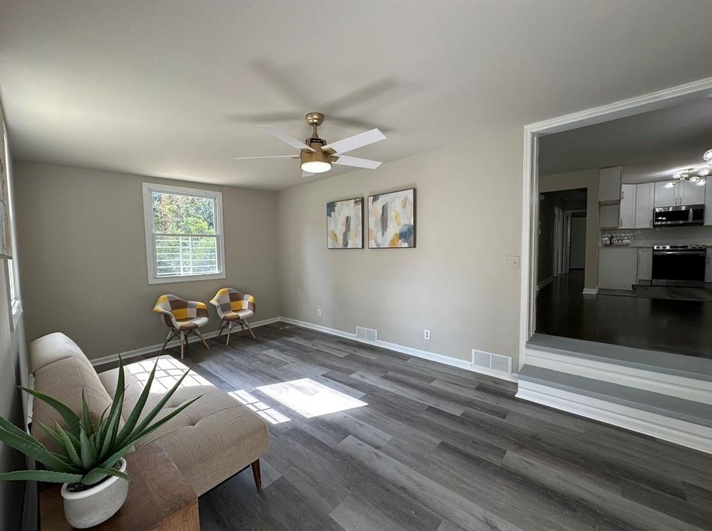 2148 Westover Dr, Atlanta GA  30344-1122 exterior