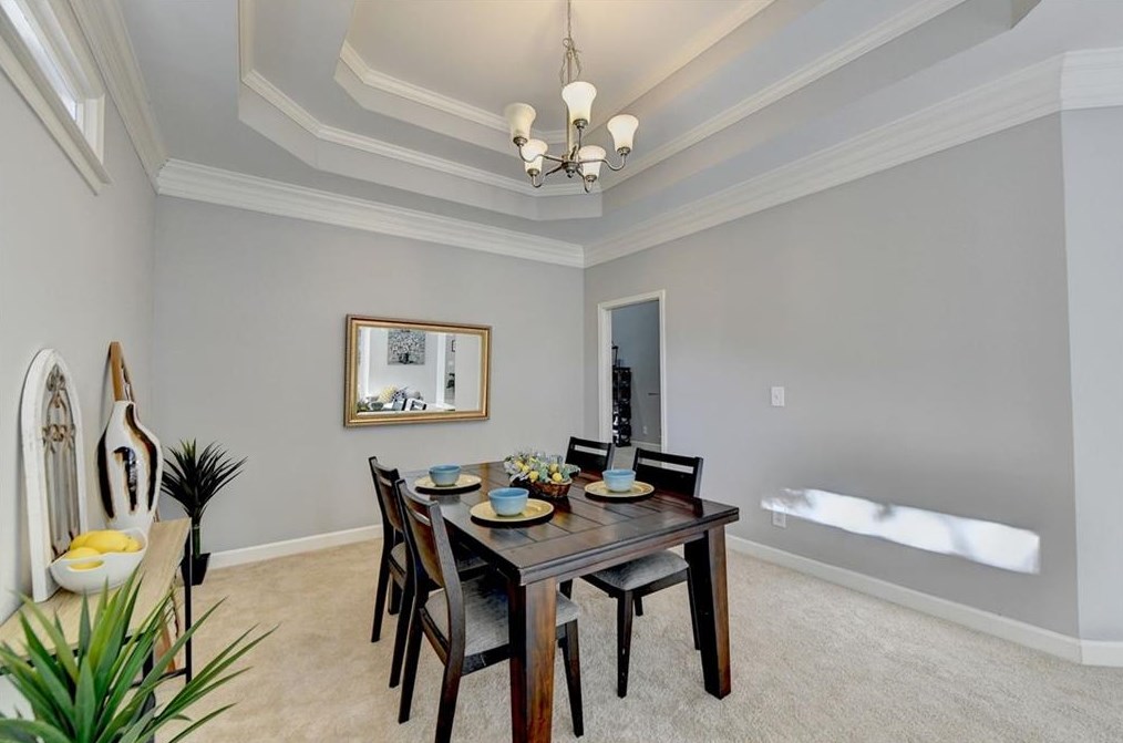 4800 Haydens Walk Dr, Alpharetta GA  30022-7176 exterior