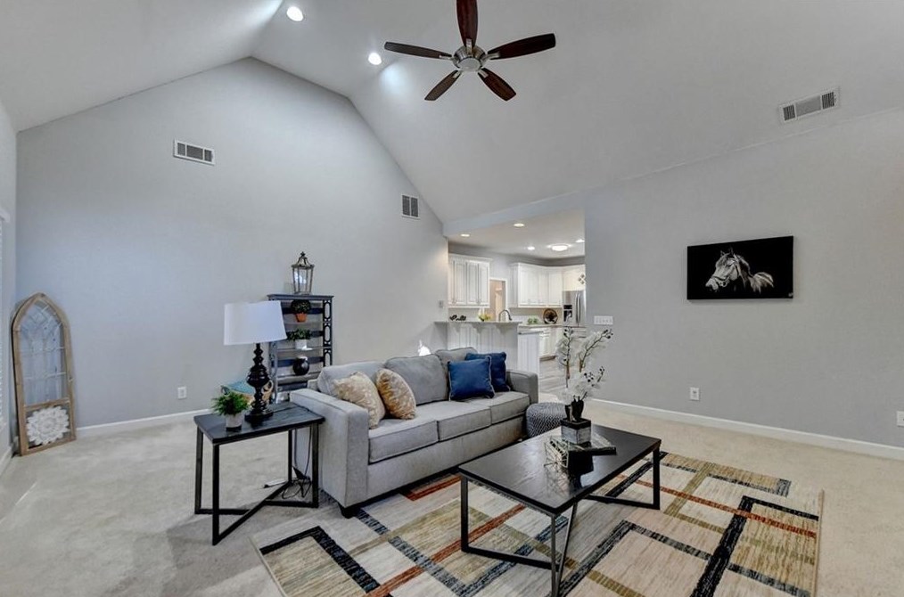 4800 Haydens Walk Dr, Alpharetta GA  30022-7176 exterior