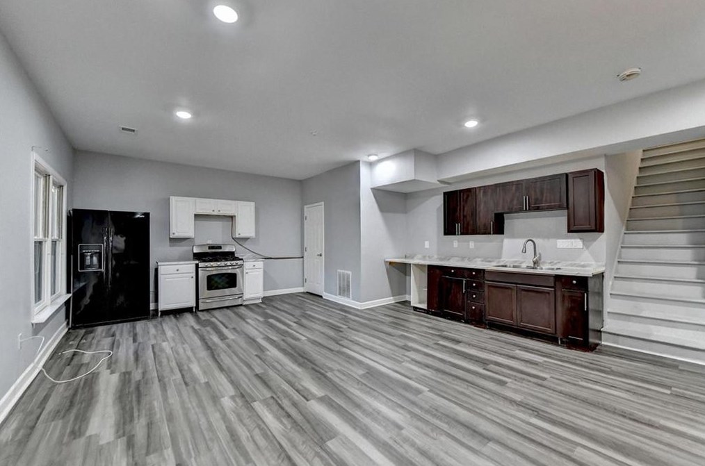 4800 Haydens Walk Dr, Alpharetta GA  30022-7176 exterior