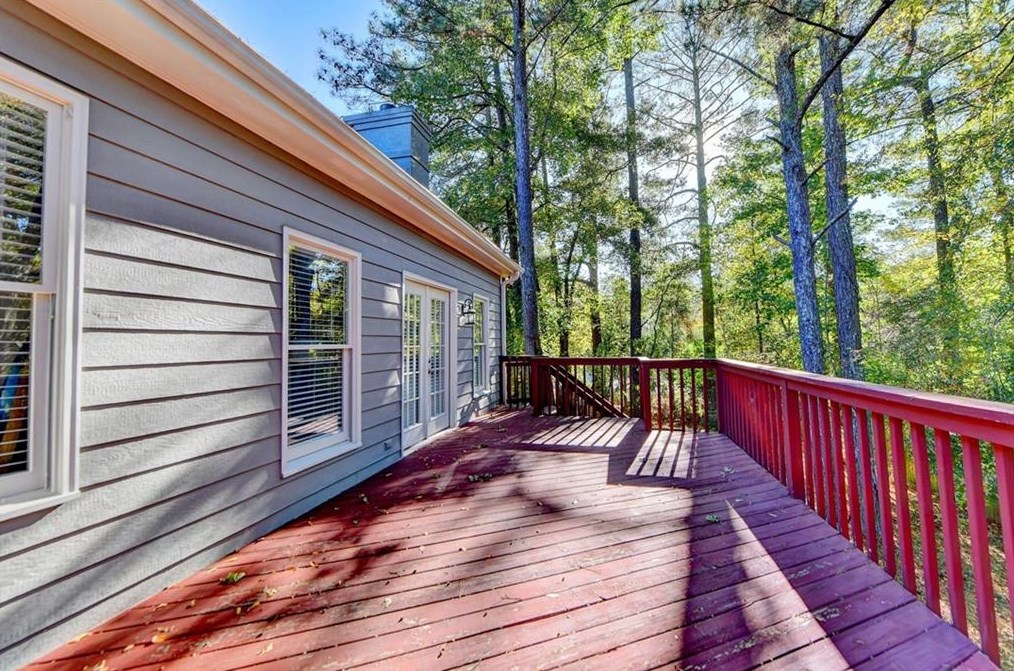 4800 Haydens Walk Dr, Alpharetta GA  30022-7176 exterior