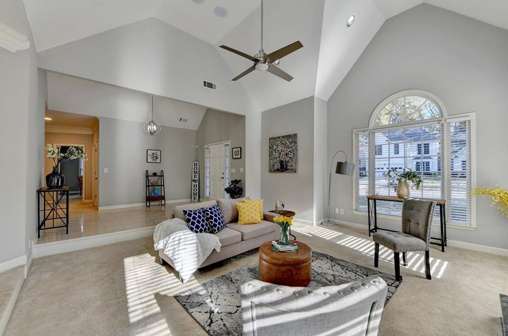 4800 Haydens Walk Dr, Alpharetta GA  30022-7176 exterior