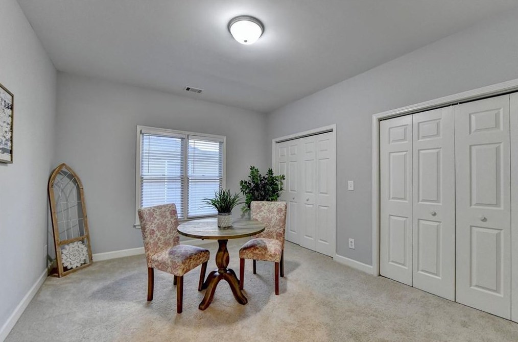 4800 Haydens Walk Dr, Alpharetta GA  30022-7176 exterior