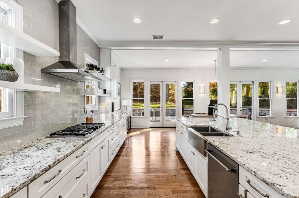 1397 Wilford Dr, Atlanta GA  30319-3243 exterior