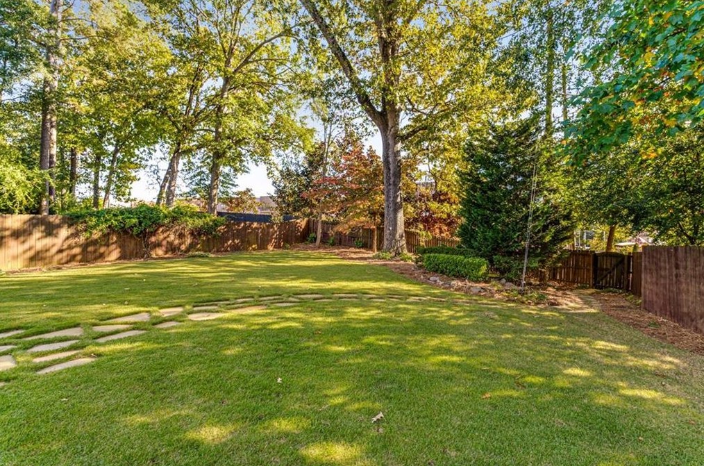 1397 Wilford Dr, Atlanta GA  30319-3243 exterior