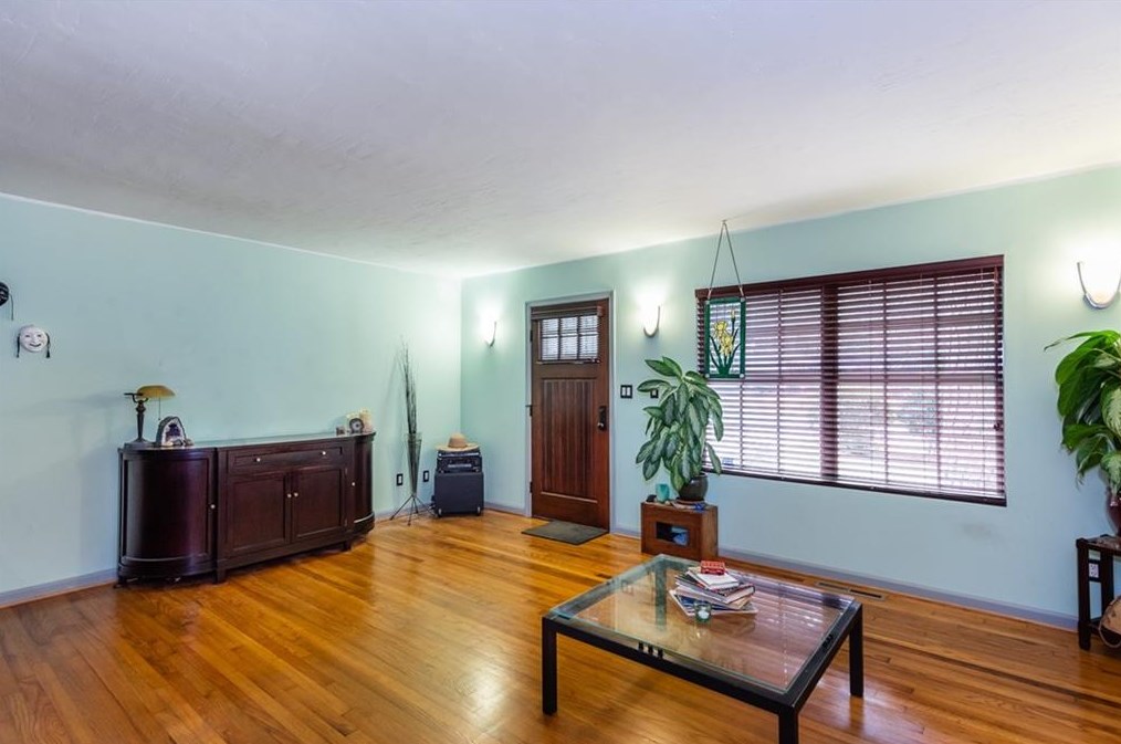 3042 Vine Cir, Decatur GA  30033-5135 exterior